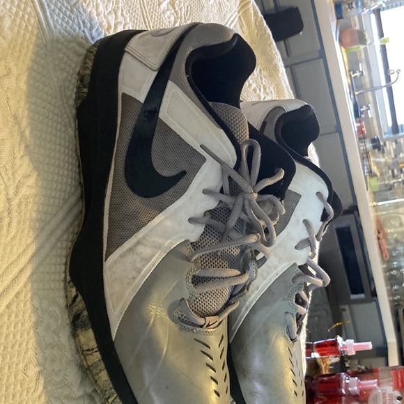Size 13 men, air Nike, grey with a little mesh good condition - Picture 4 of 5